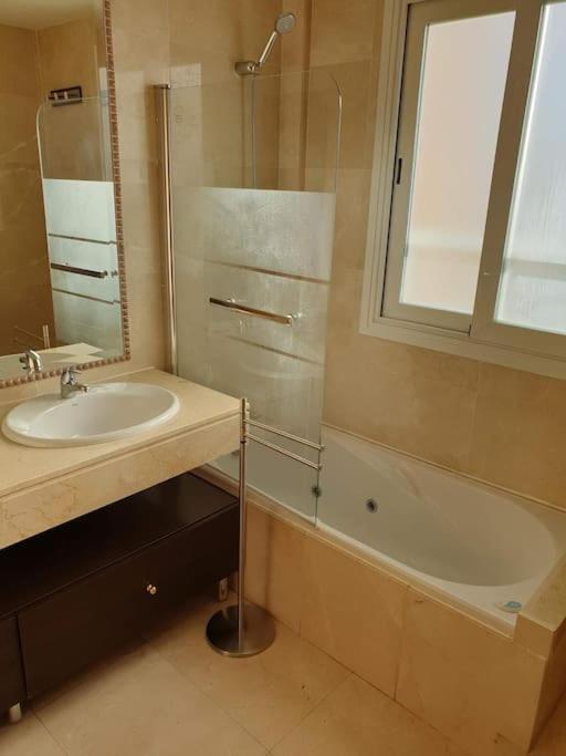 Chalet Ifema 5 Habitaciones 4 Banos, Parking Free マドリード エクステリア 写真