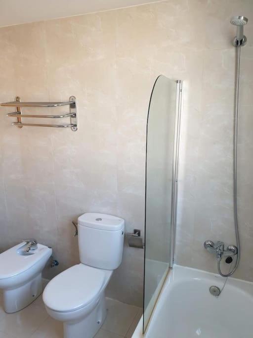 Chalet Ifema 5 Habitaciones 4 Banos, Parking Free マドリード エクステリア 写真