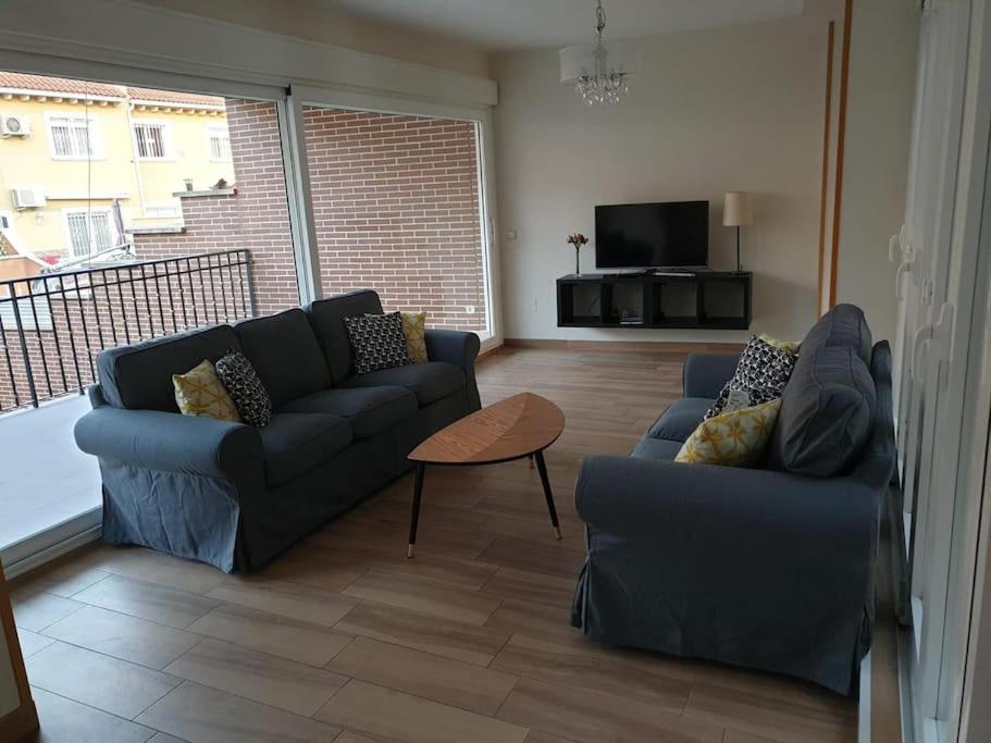 Chalet Ifema 5 Habitaciones 4 Banos, Parking Free マドリード エクステリア 写真