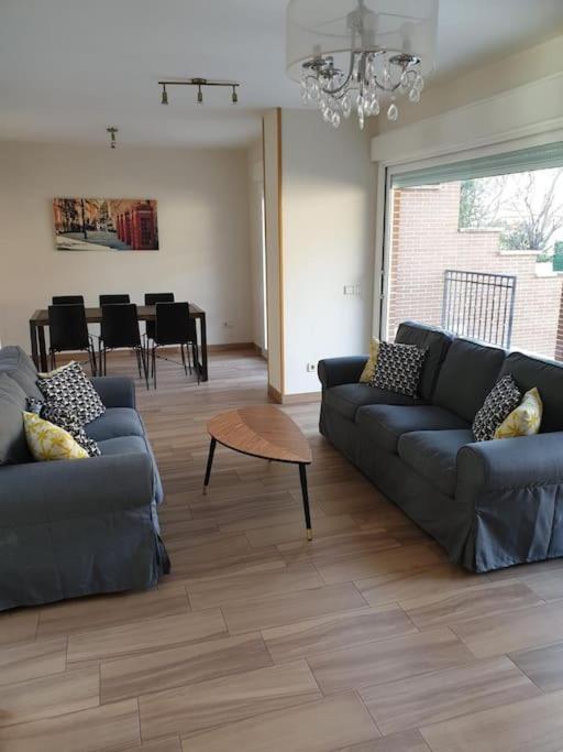Chalet Ifema 5 Habitaciones 4 Banos, Parking Free マドリード エクステリア 写真